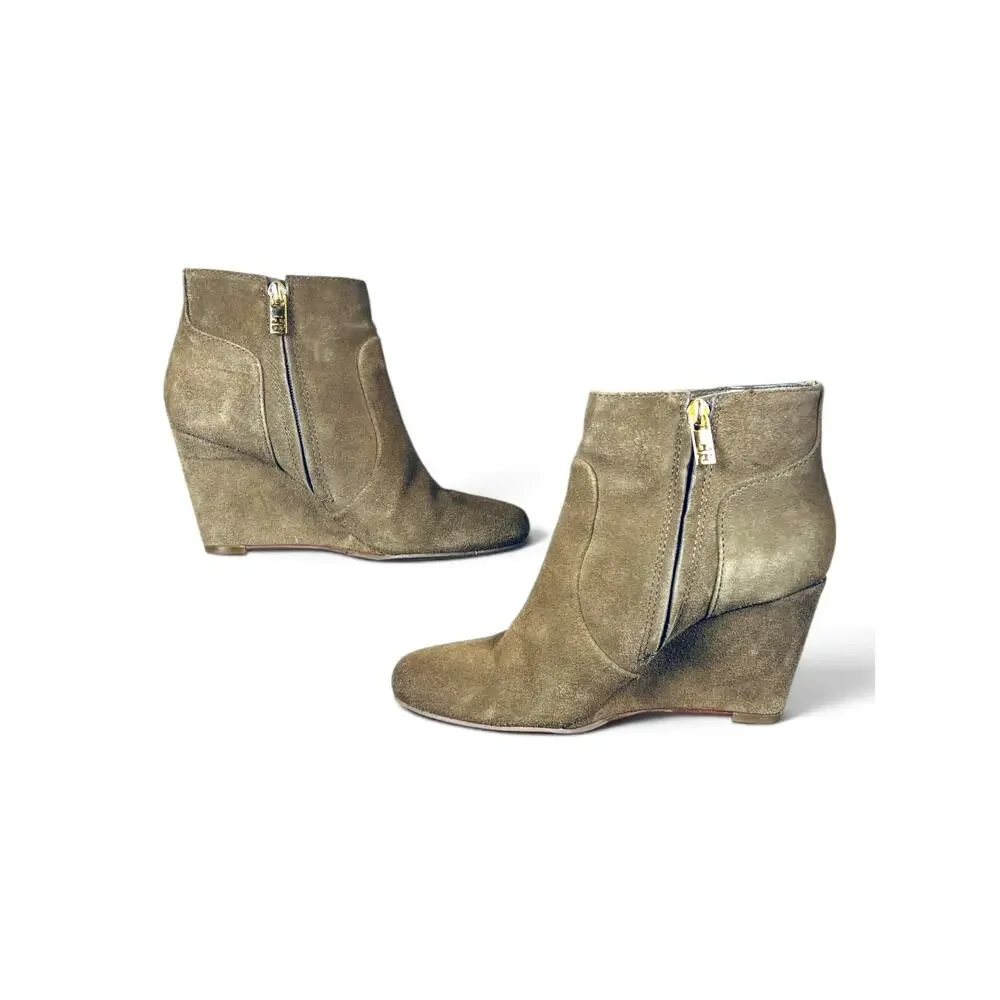 Tory Burch Milan River Rock Suede Wedge Ankle Boots Size 7 Olive Taupe Brown
